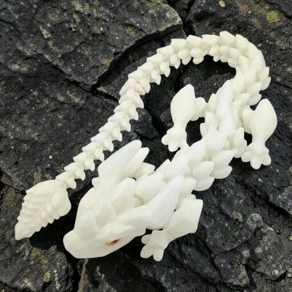 Großer 3D Kristalldrache aus dem 3D Drucker Made in Germany EDC Gadgets nachleuchtend fluorizierend